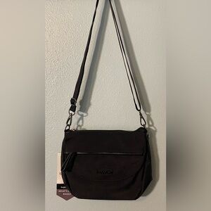 NWT Baggallini Pocket Crossbody Bag, RFID Protection